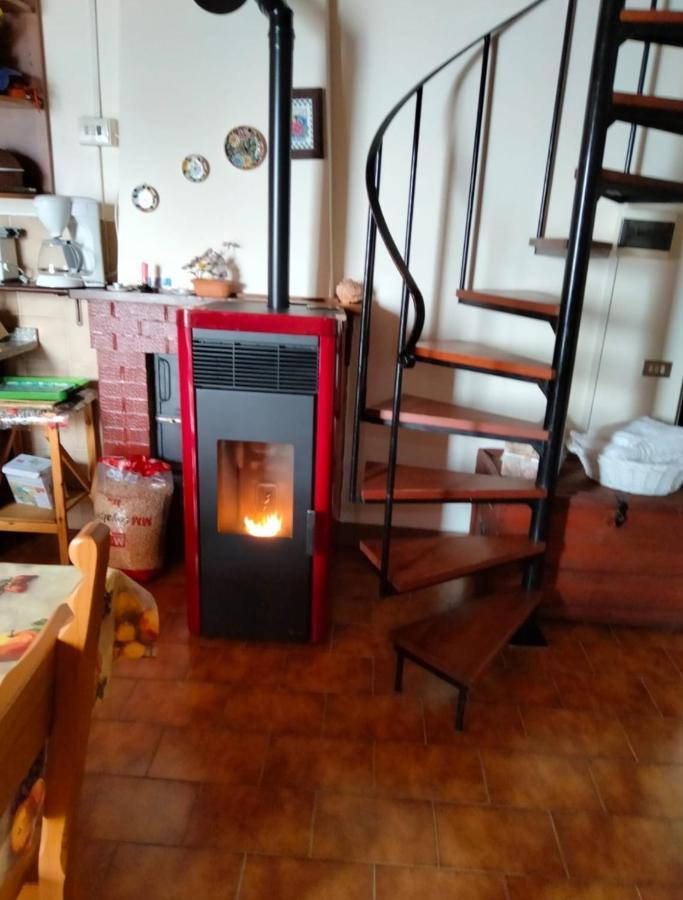 Rustico Vita Rezzonico Exterior foto